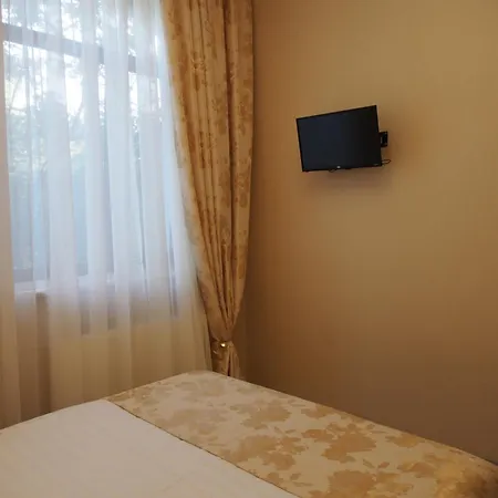 Kolmark בית הארחה 3*